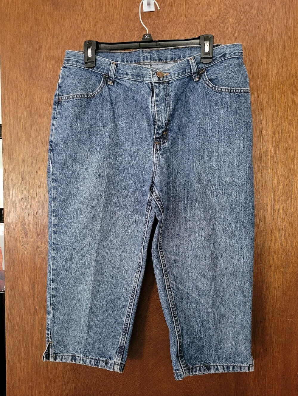 Womans Capri Jeans